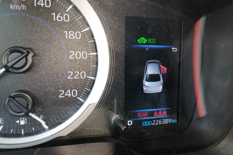 Used Toyota Corolla 2022 Dual-Motor 1.8L E-CVT Pioneer Edition Odometer Close Up