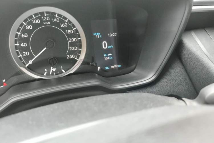 Used Toyota Corolla 2022 1.2T S-CVT Pioneer PLUS Edition Odometer Close Up
