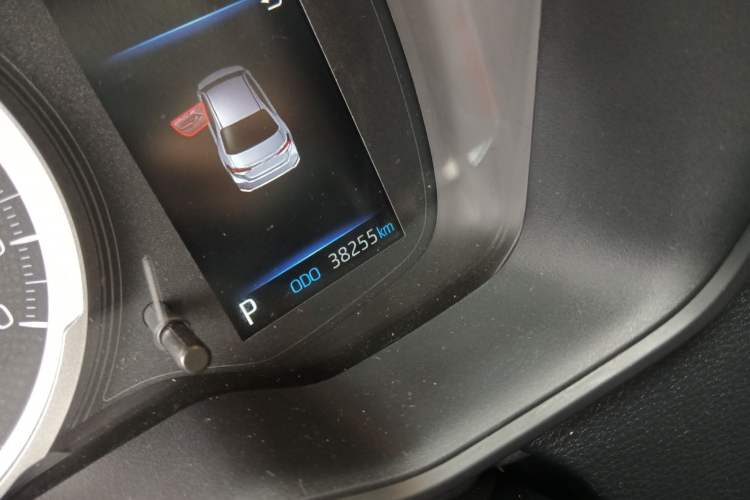Used Toyota Corolla 2022 TNGA 1.5L CVT Pioneer Edition Odometer Close Up