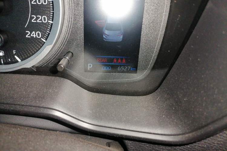 Used Toyota Corolla 2022 1.2T S-CVT Pioneer PLUS Edition Odometer Close Up