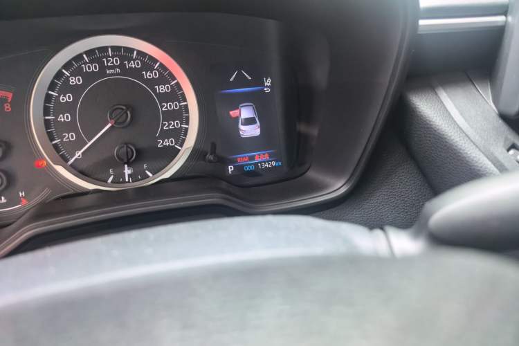 Used Toyota Corolla 2022 1.2T S-CVT Pioneer PLUS Edition Odometer Close Up