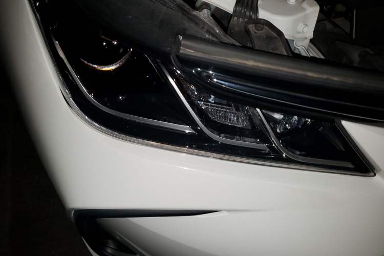 Used Toyota Corolla 2022 1.2T S-CVT Pioneer PLUS Edition Right Front Headlight