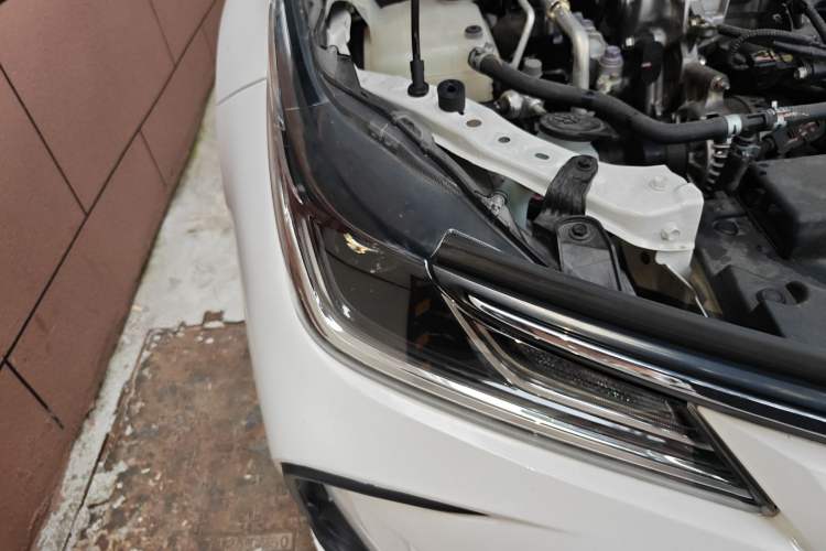 Used Toyota Corolla 2022 TNGA 1.5L CVT Pioneer Edition Right Front Headlight