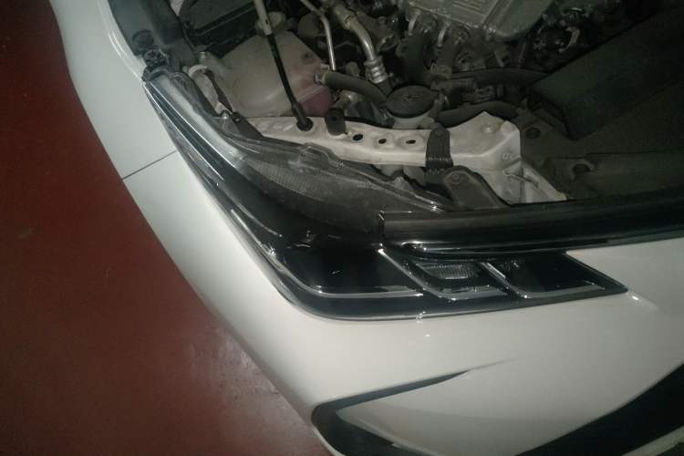 Used Toyota Corolla 2022 1.2T S-CVT Pioneer PLUS Edition Right Front Headlight