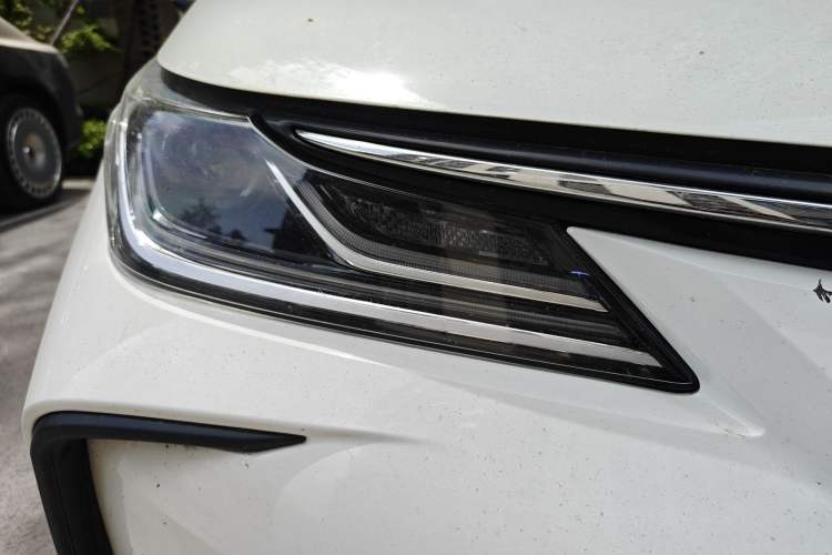 Used Toyota Corolla 2022 TNGA 1.5L CVT Pioneer Edition Right Front Headlight
