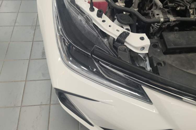 Used Toyota Corolla 2022 TNGA 1.5L CVT Pioneer Edition Right Front Headlight