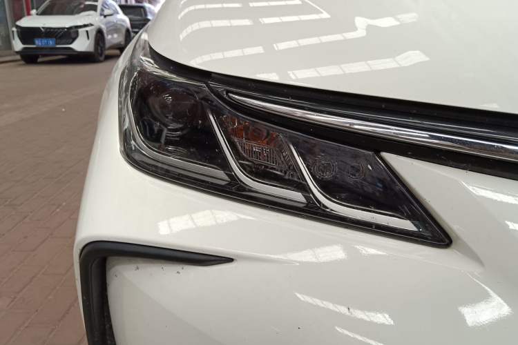 Used Toyota Corolla 2022 1.2T S-CVT Pioneer PLUS Edition Right Front Headlight