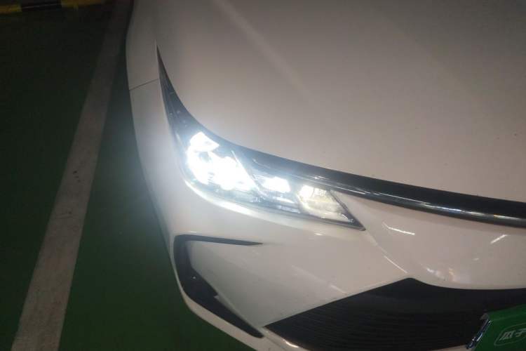 Used Toyota Corolla 2022 Dual-Motor 1.8L E-CVT Pioneer Edition Right Front Headlight