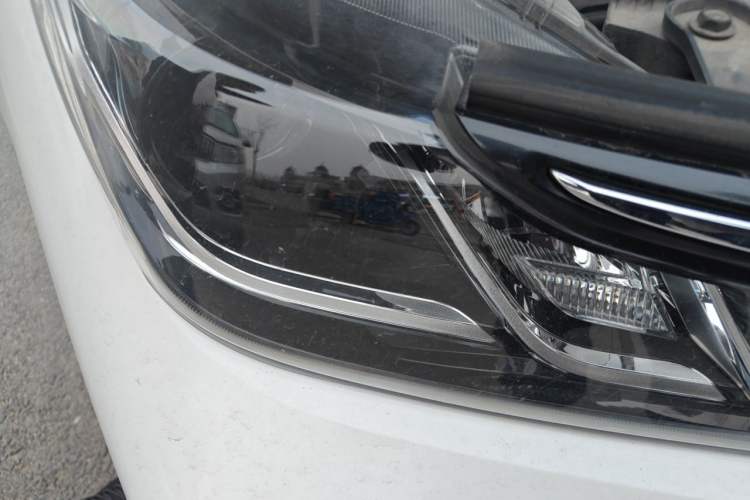 Used Toyota Corolla 2022 Dual-Motor 1.8L E-CVT Pioneer Edition Right Front Headlight