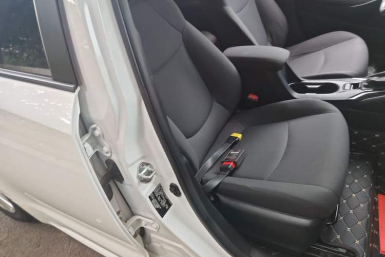 Used Toyota Corolla 2022 TNGA 1.5L CVT Pioneer Edition Right Front Seat