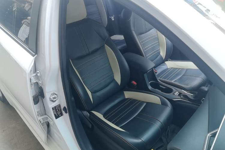 Used Toyota Corolla 2022 1.2T S-CVT Pioneer PLUS Edition Right Front Seat
