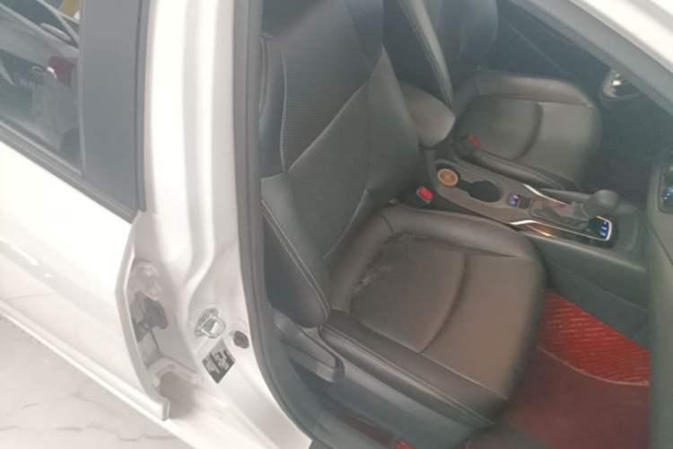 Used Toyota Corolla 2022 1.2T S-CVT Pioneer PLUS Edition Right Front Seat