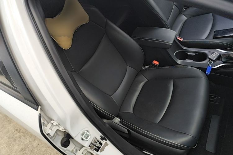 Used Toyota Corolla 2022 1.2T S-CVT Pioneer PLUS Edition Right Front Seat