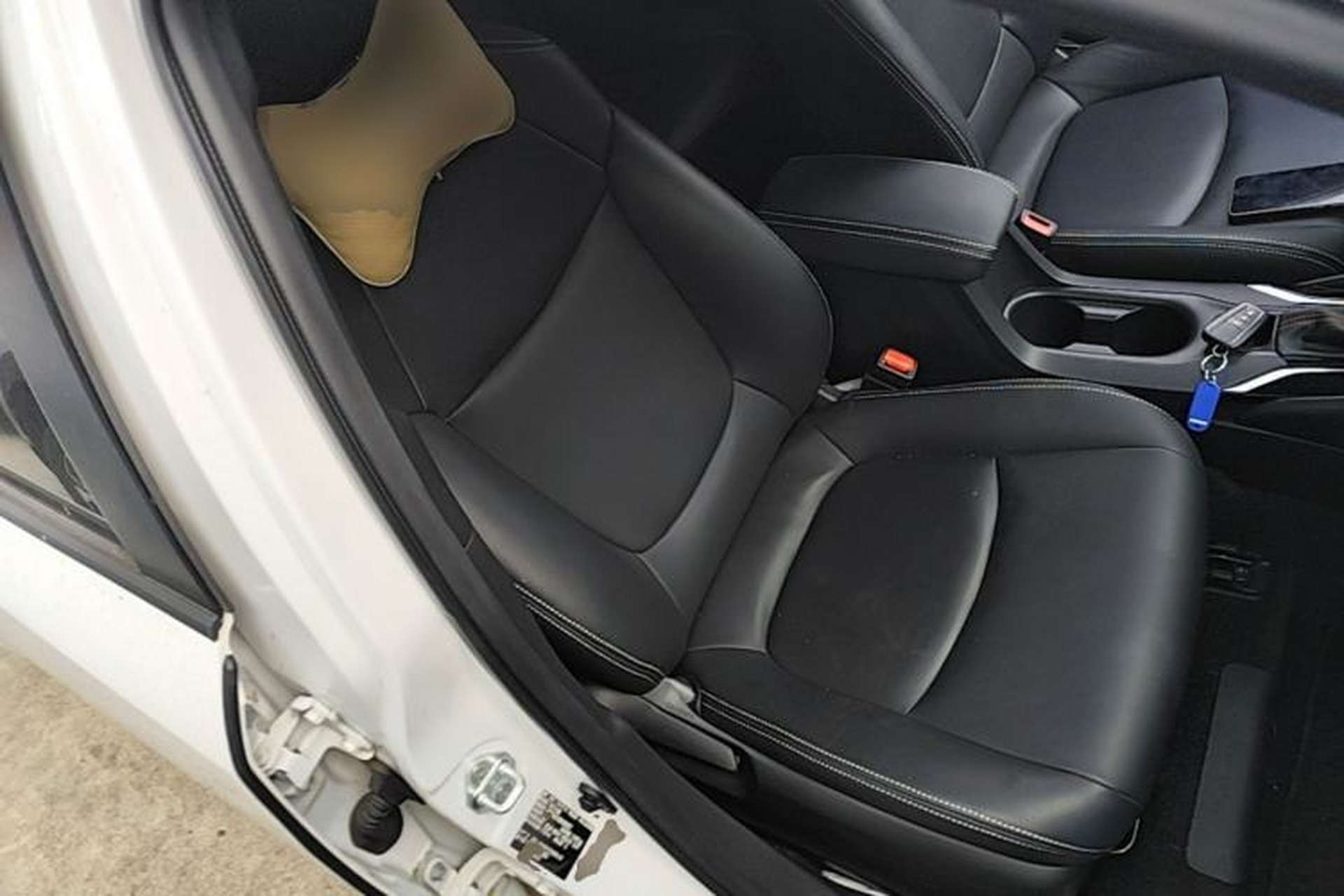 Used Toyota Corolla 2022 1.2T S-CVT Pioneer PLUS Edition Right Front Seat