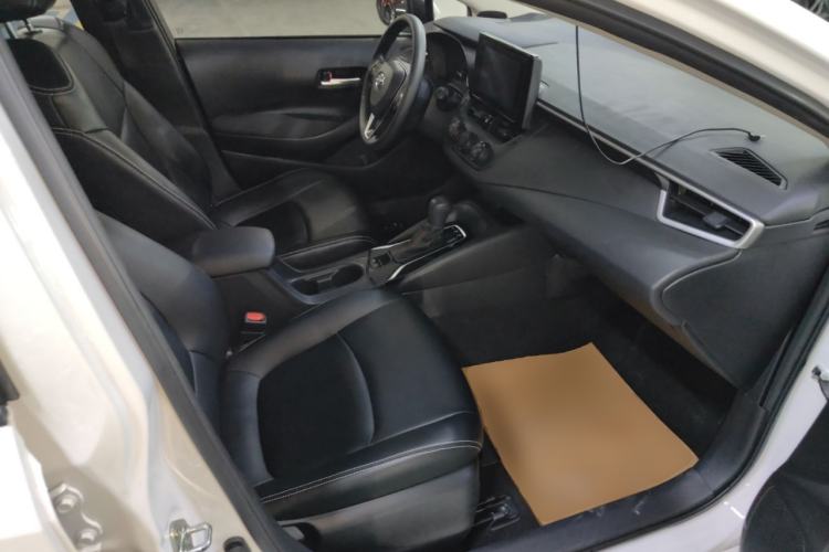 Used Toyota Corolla 2022 1.2T S-CVT Pioneer PLUS Edition Right Front Seat