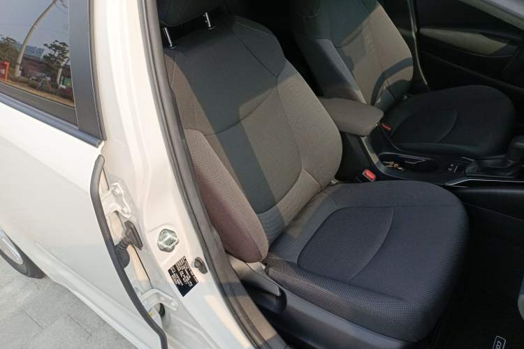 Used Toyota Corolla 2022 TNGA 1.5L CVT Pioneer Edition Right Front Seat