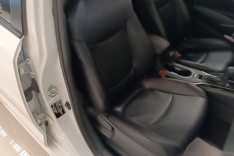 Used Toyota Corolla 2022 TNGA 1.5L CVT Pioneer Edition Right Front Seat