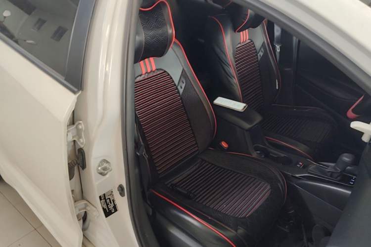 Used Toyota Corolla 2022 1.2T S-CVT Pioneer PLUS Edition Right Front Seat