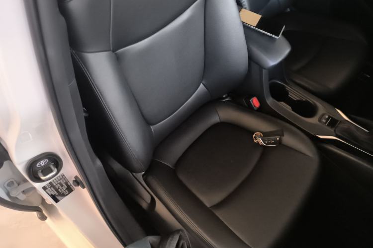 Used Toyota Corolla 2022 1.2T S-CVT Pioneer PLUS Edition Right Front Seat