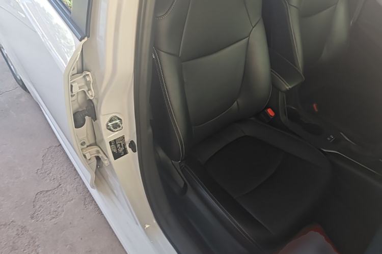 Used Toyota Corolla 2022 1.2T S-CVT Pioneer PLUS Edition Right Front Seat