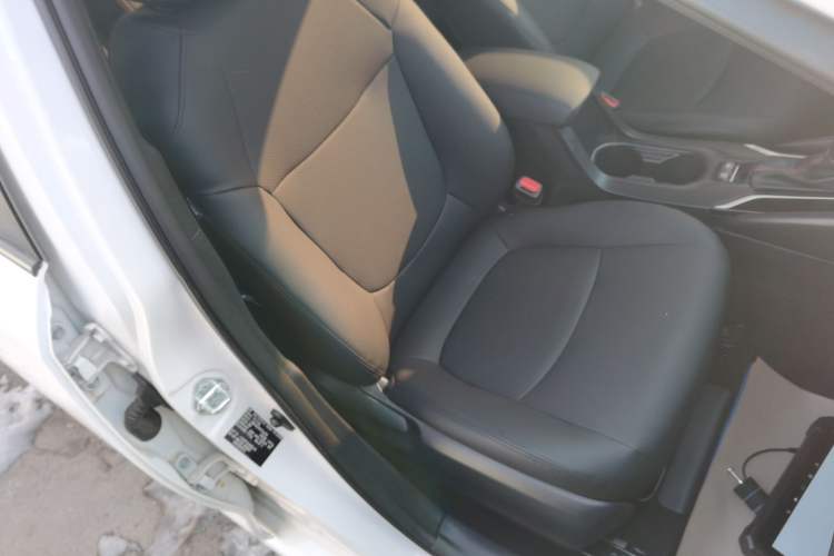 Used Toyota Corolla 2022 1.2T S-CVT Pioneer PLUS Edition Right Front Seat
