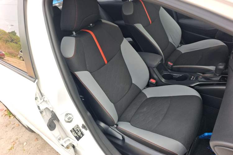 Used Toyota Corolla 2022 1.2T S-CVT Pioneer PLUS Edition Right Front Seat