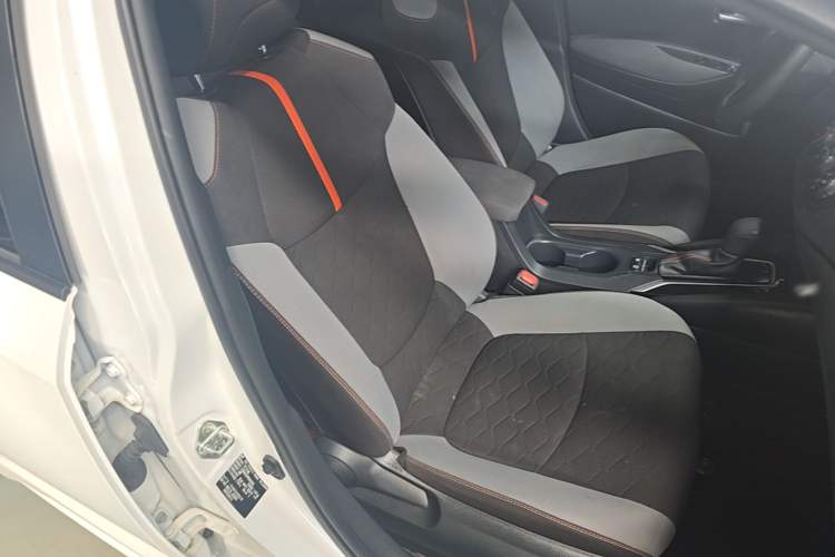 Used Toyota Corolla 2022 1.2T S-CVT Pioneer PLUS Edition Right Front Seat