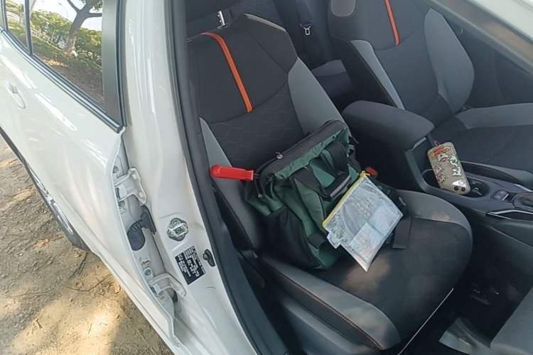 Used Toyota Corolla 2022 1.2T S-CVT Pioneer PLUS Edition Right Front Seat