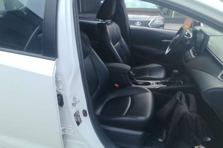 Used Toyota Corolla 2022 TNGA 1.5L CVT Pioneer Edition Right Front Seat