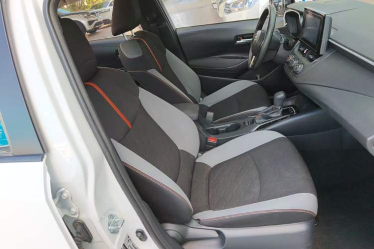 Used Toyota Corolla 2022 1.2T S-CVT Pioneer PLUS Edition Right Front Seat