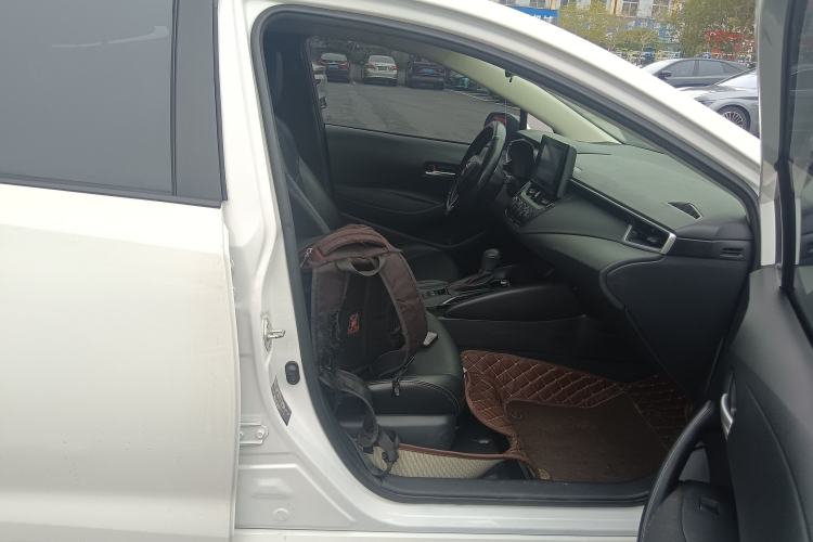 Used Toyota Corolla 2022 1.2T S-CVT Pioneer PLUS Edition Right Front Seat