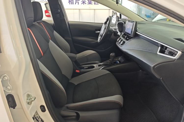 Used Toyota Corolla 2022 1.2T S-CVT Pioneer PLUS Edition Right Front Seat