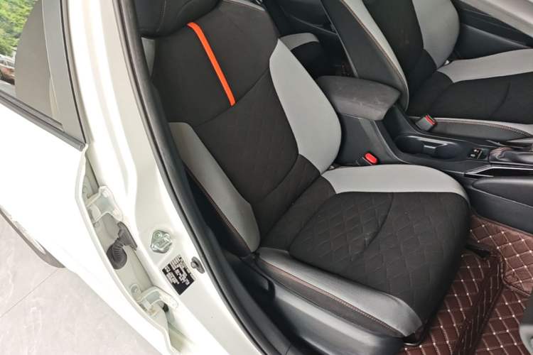Used Toyota Corolla 2022 1.2T S-CVT Pioneer PLUS Edition Right Front Seat