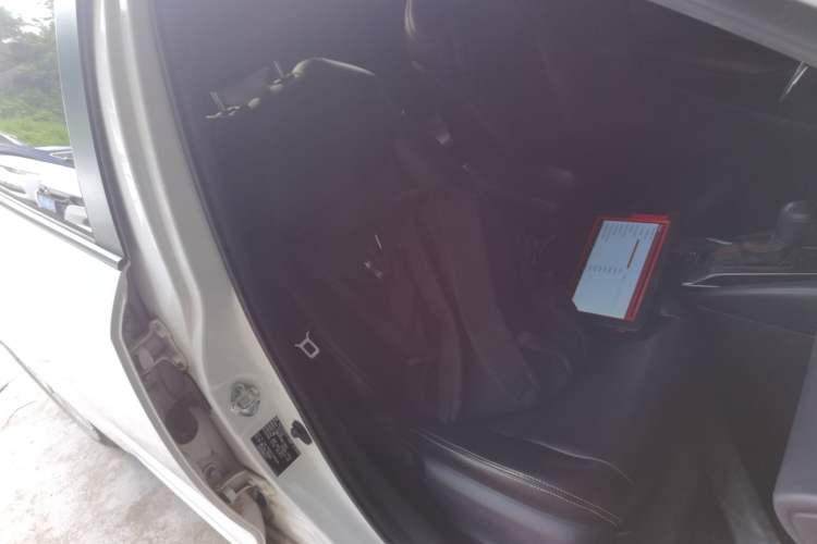Used Toyota Corolla 2022 1.2T S-CVT Pioneer PLUS Edition Right Front Seat