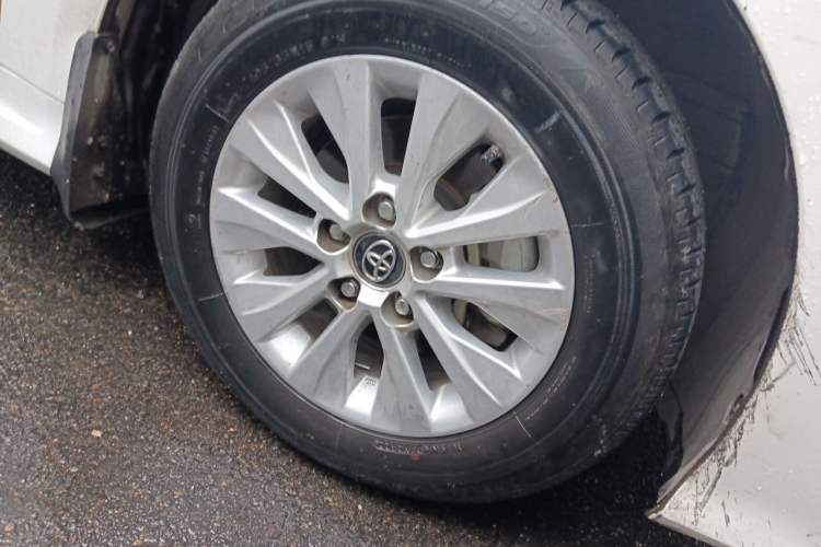 Used Toyota Corolla 2022 1.2T S-CVT Pioneer PLUS Edition Right Front Wheel Hub