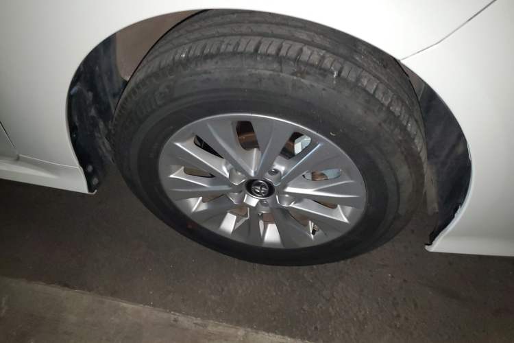 Used Toyota Corolla 2022 1.2T S-CVT Pioneer PLUS Edition Right Front Wheel Hub