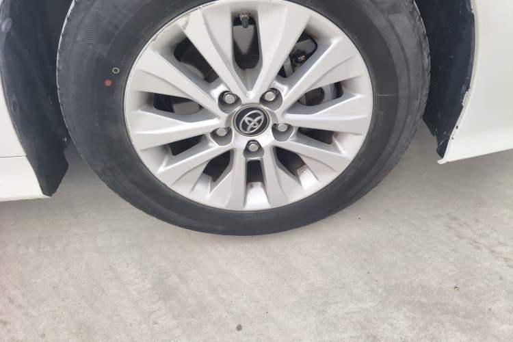 Used Toyota Corolla 2022 TNGA 1.5L CVT Pioneer Edition Right Front Wheel Hub