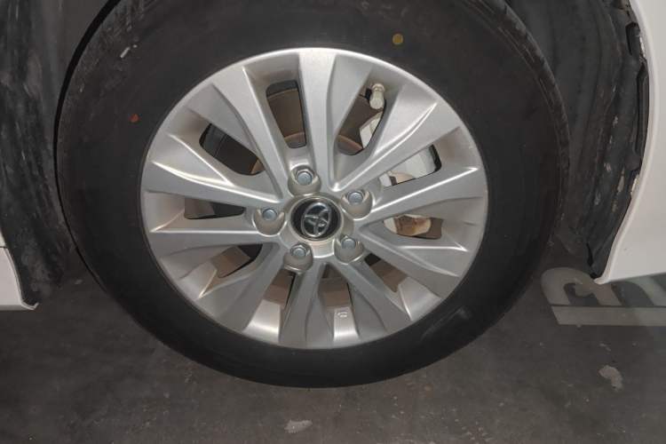 Used Toyota Corolla 2022 Dual-Motor 1.8L E-CVT Pioneer Edition Right Front Wheel Hub