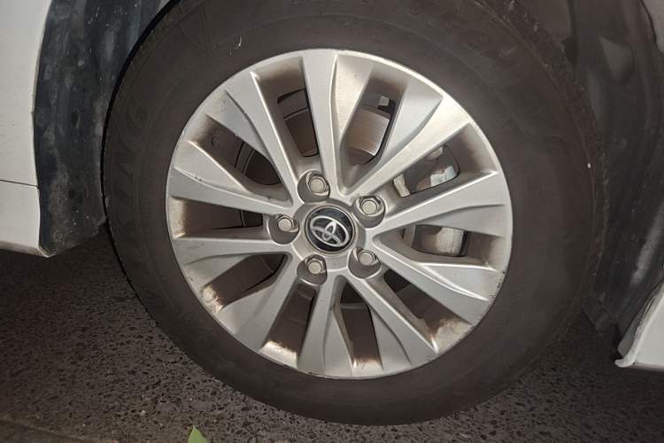 Used Toyota Corolla 2022 1.2T S-CVT Pioneer PLUS Edition Right Front Wheel Hub