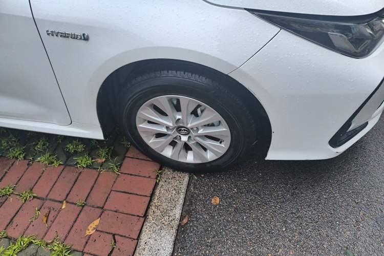 Used Toyota Corolla 2022 Dual-Motor 1.8L E-CVT Pioneer Edition Right Front Wheel Hub