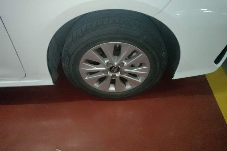 Used Toyota Corolla 2022 1.2T S-CVT Pioneer PLUS Edition Right Front Wheel Hub