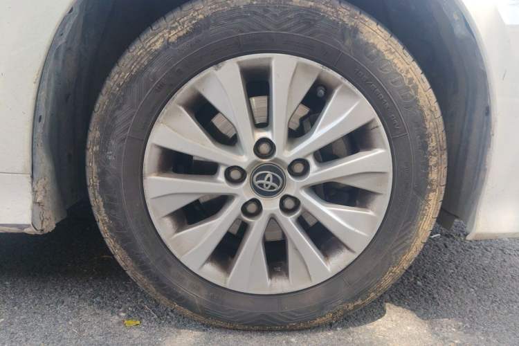 Used Toyota Corolla 2022 1.2T S-CVT Pioneer PLUS Edition Right Front Wheel Hub