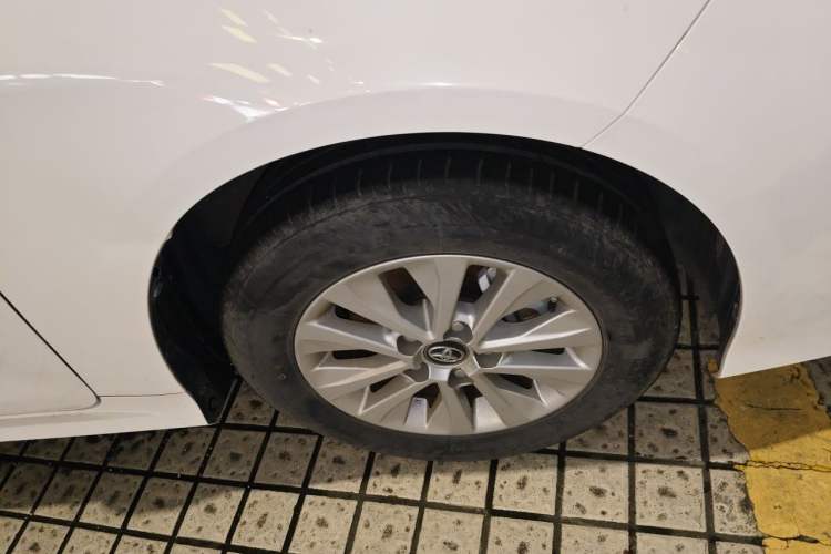 Used Toyota Corolla 2022 1.2T S-CVT Pioneer PLUS Edition Right Front Wheel Hub