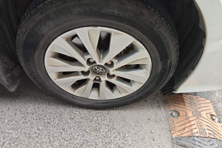 Used Toyota Corolla 2022 1.2T S-CVT Pioneer PLUS Edition Right Front Wheel Hub