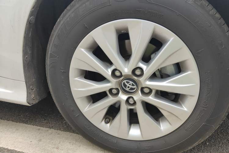 Used Toyota Corolla 2022 TNGA 1.5L CVT Pioneer Edition Right Front Wheel Hub