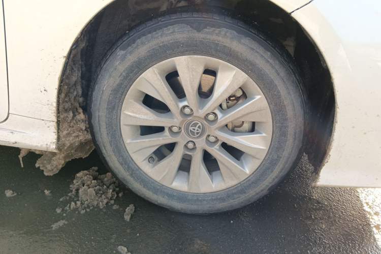 Used Toyota Corolla 2022 TNGA 1.5L CVT Pioneer Edition Right Front Wheel Hub