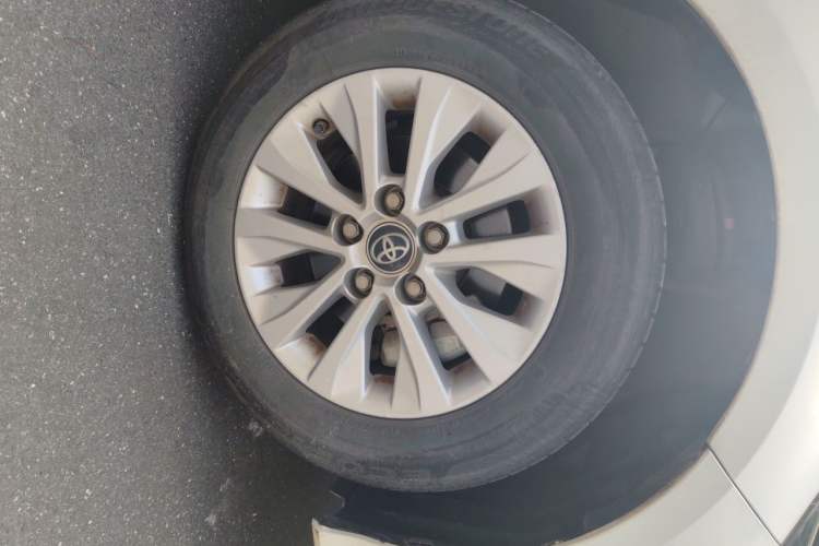 Used Toyota Corolla 2022 1.2T S-CVT Pioneer PLUS Edition Right Front Wheel Hub