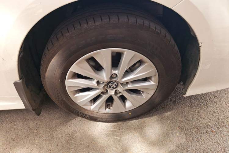 Used Toyota Corolla 2022 1.2T S-CVT Pioneer PLUS Edition Right Front Wheel Hub