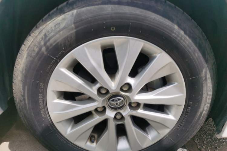Used Toyota Corolla 2022 1.2T S-CVT Pioneer PLUS Edition Right Front Wheel Hub
