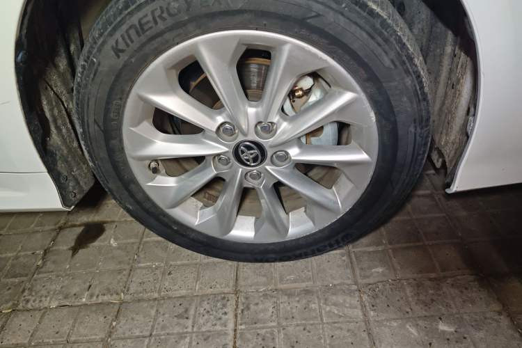 Used Toyota Corolla 2022 Dual-Motor 1.8L E-CVT Pioneer Edition Right Front Wheel Hub